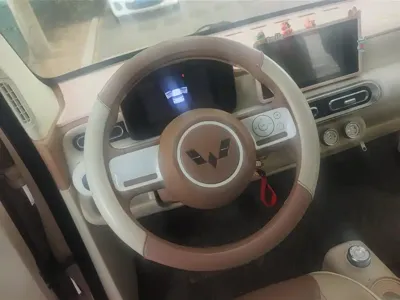 Wuling MINIEV