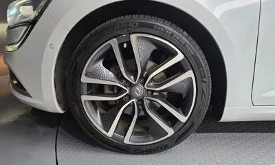 Renault-KoreaSamsung SM6
