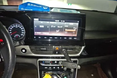 Kia KX3
