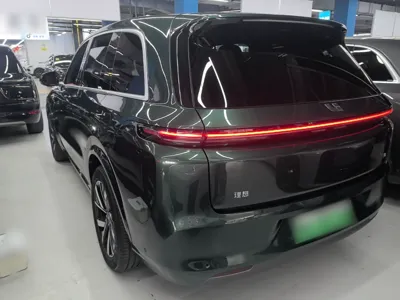 Li Auto L8