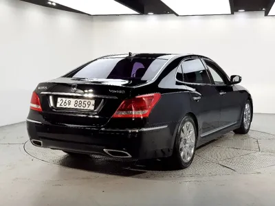 Hyundai Equus
