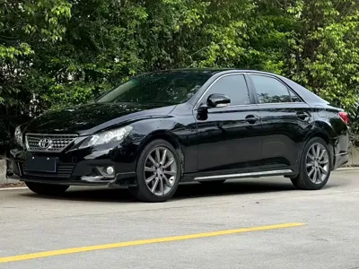 Toyota Reiz