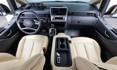 Hyundai Staria