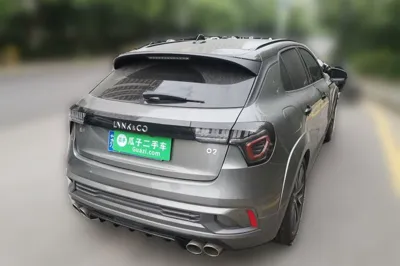 Lynk & Co 02 Hatchback