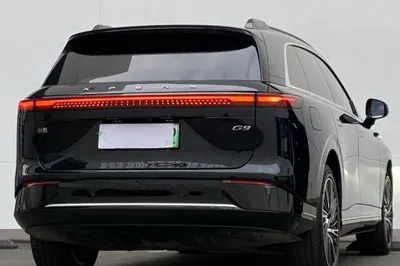 Xpeng G9