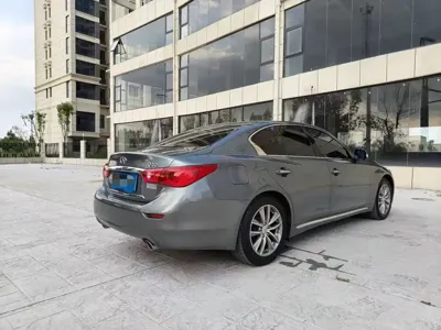 Infiniti Q50L