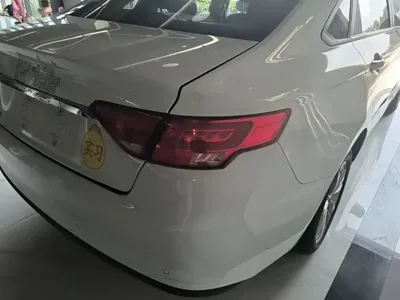 Geely Emgrand GL