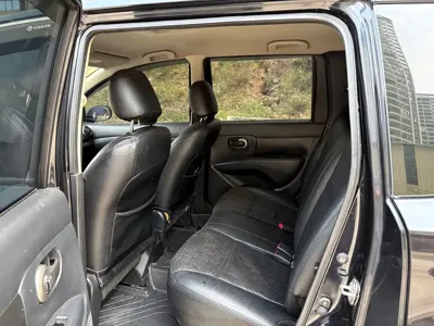 Nissan Livina