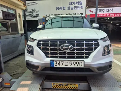 Hyundai Venue
