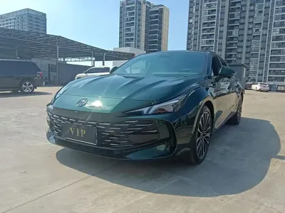 MG MG7