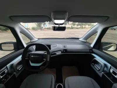 Baojun E300