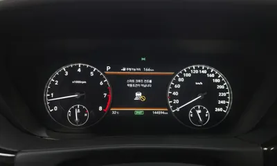 Genesis EQ900