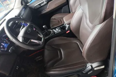 JAC Group T8