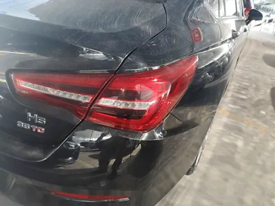 Hongqi H5