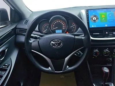 Toyota Yaris L