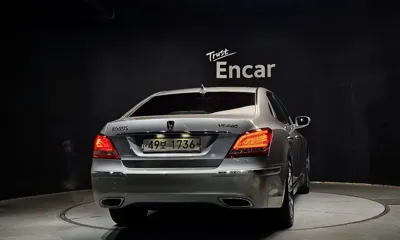 Hyundai Equus