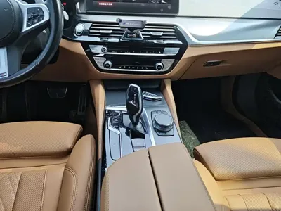 BMW 5 Series (Import)