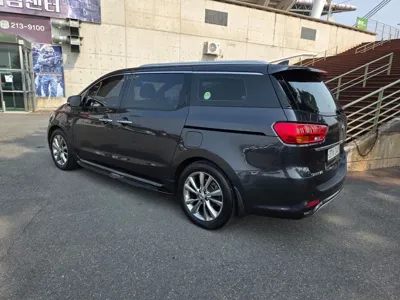 Kia Canival