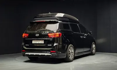 Kia Canival