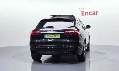 Maserati Grecale