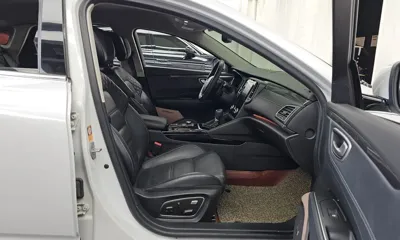 Renault-KoreaSamsung SM6