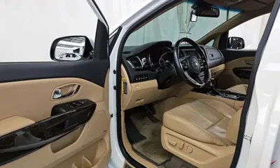 Kia Canival