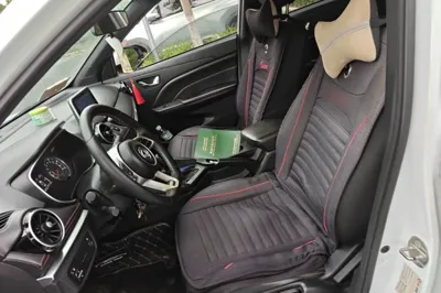 Dongfeng Fengon 500