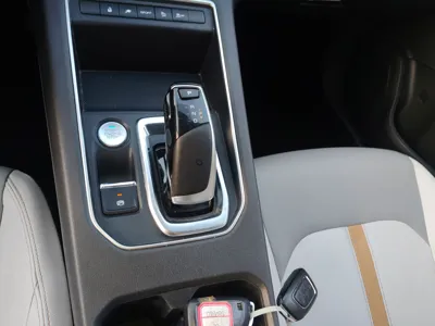 Dongfeng Aeolus E70