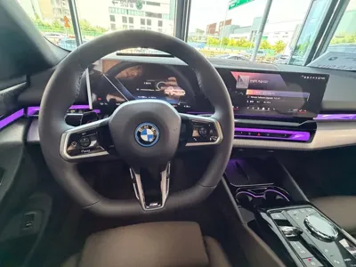 BMW i5