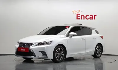 Lexus CT200h