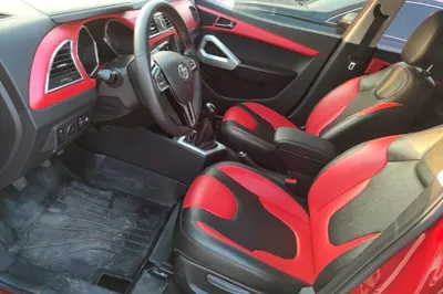 JAC Group Refine S2