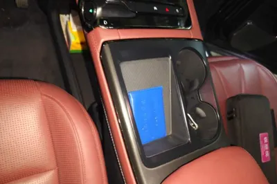 Nio ES8