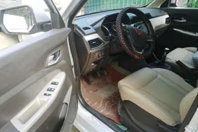 Wuling Hongguang