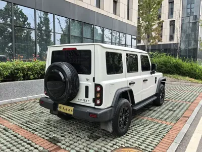 212 212 T01
