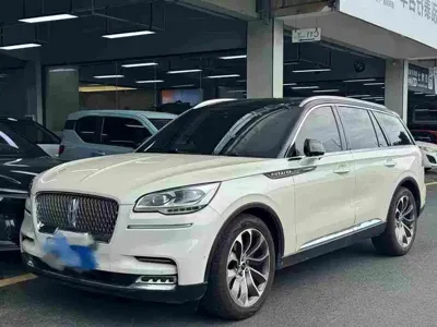 Lincoln Aviator