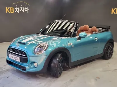 MINI Cooper Convertible