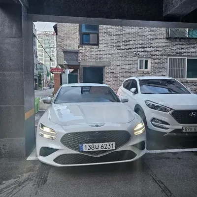 Genesis G70