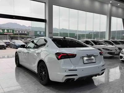 Maserati Ghibli