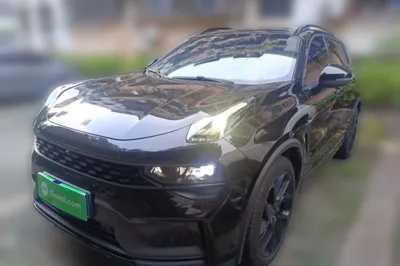 Lynk & Co 01