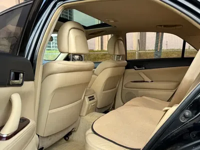 Toyota Reiz