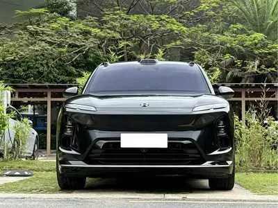 Nio EC6