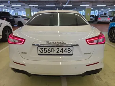 Maserati Ghibli