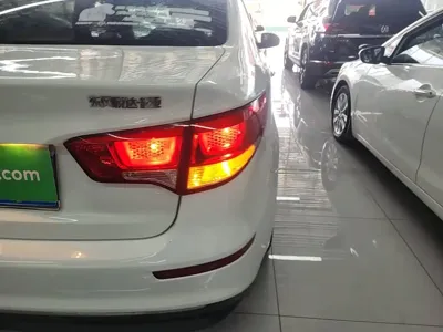 Kia K2