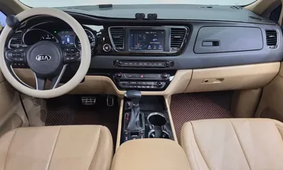 Kia Canival