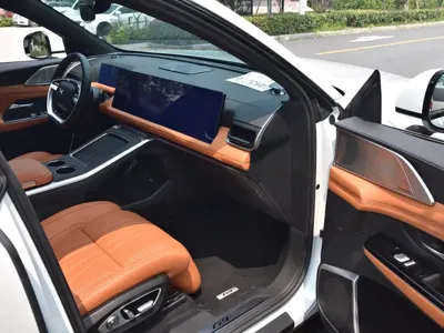 Xpeng G9