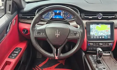 Maserati Quattroporte