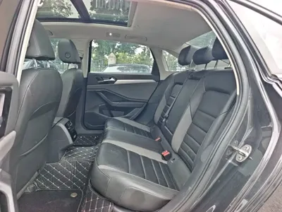 Volkswagen Sagitar