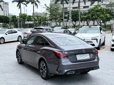 MG MG5