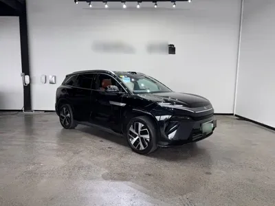 BYD 唐L