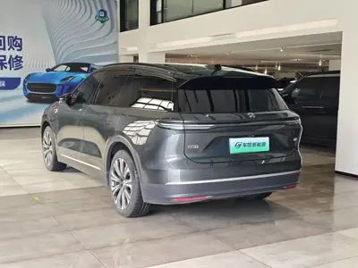 Nio ES8